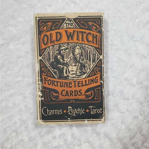 Book shaped storage box The Old Witch Fortune Telling Cards - Picture 5 of 11